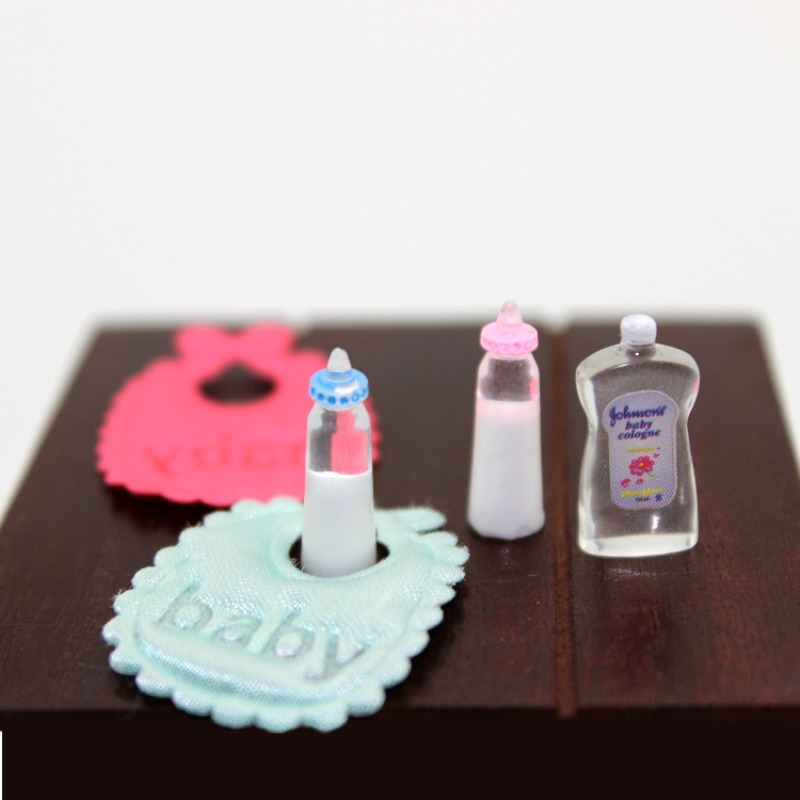 Baby Food Kit - DOLLHOUSE Casa de muñecas modelo de